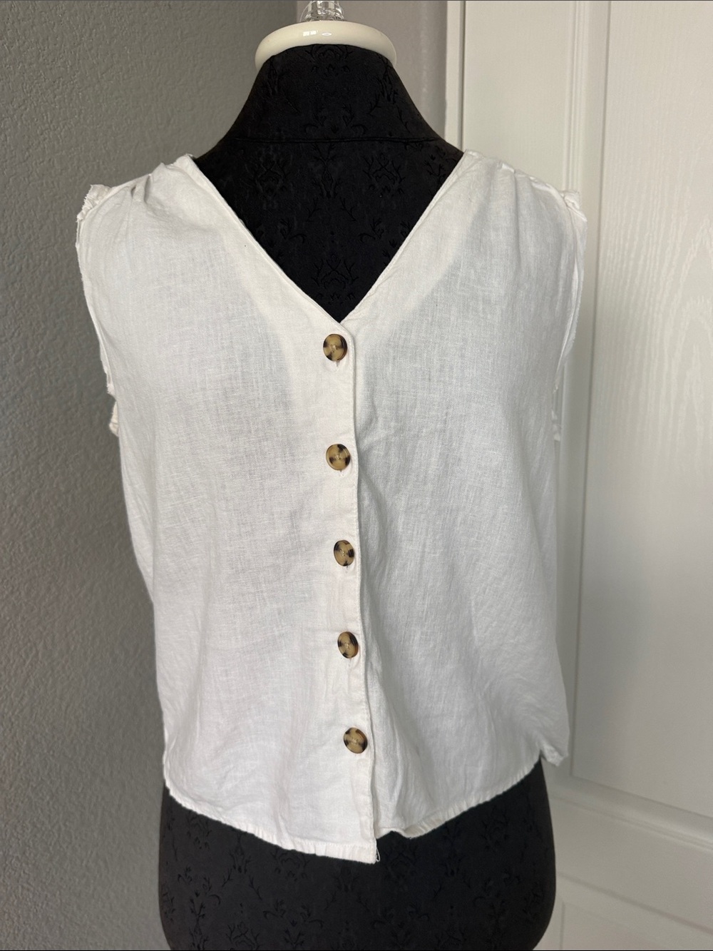Madewell White Linen-Blend Sleeveless Button-Back Top